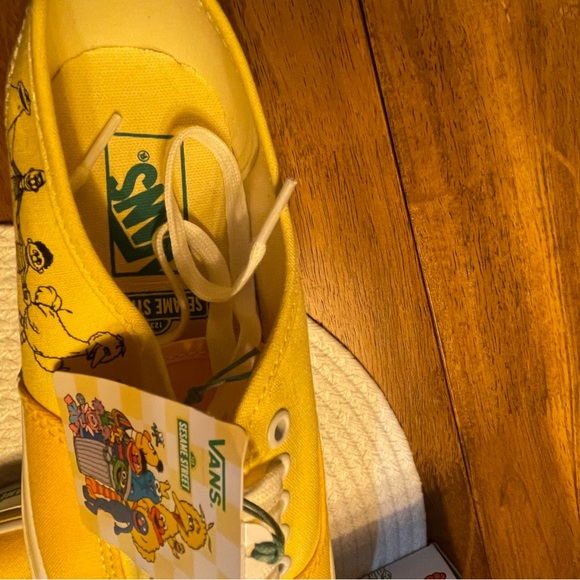 Sesame Street Vans Yellow Sneakers - Picture 8 of 10
